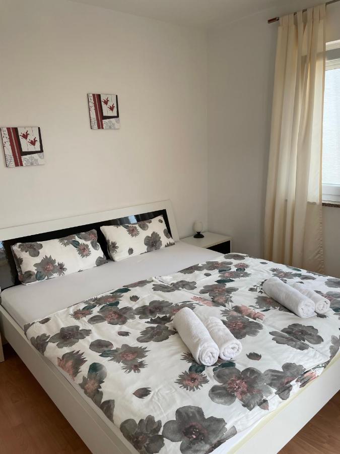 Apartments Rafaela Barbat na Rabu Exteriér fotografie
