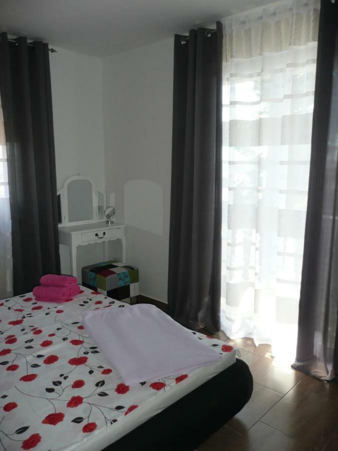 Apartments Rafaela Barbat na Rabu Exteriér fotografie